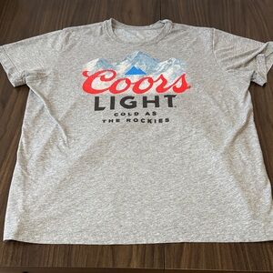 Coors Light Men’s T-Shirt-Size XL